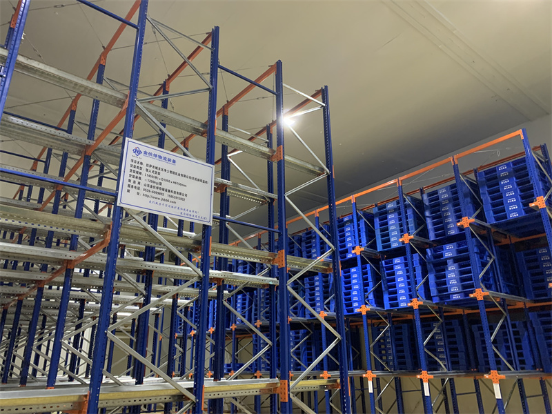 倉儲貨架在業(yè)內(nèi)展銷時(shí)應(yīng)用范圍介紹