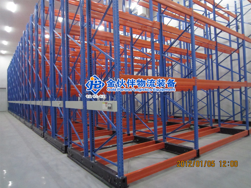 無軌型電動(dòng)移動(dòng)式貨架